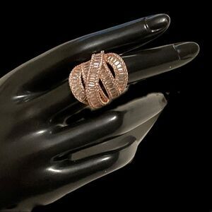 Gorgeous Pink Gold Ring  